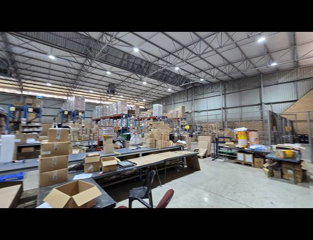1,600M² WAREHOUSE TO LET IN SPARTAN